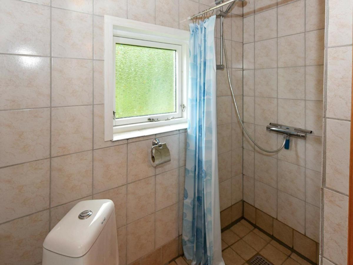5 Person Holiday Home In Grindsted Tofterup Rom bilde